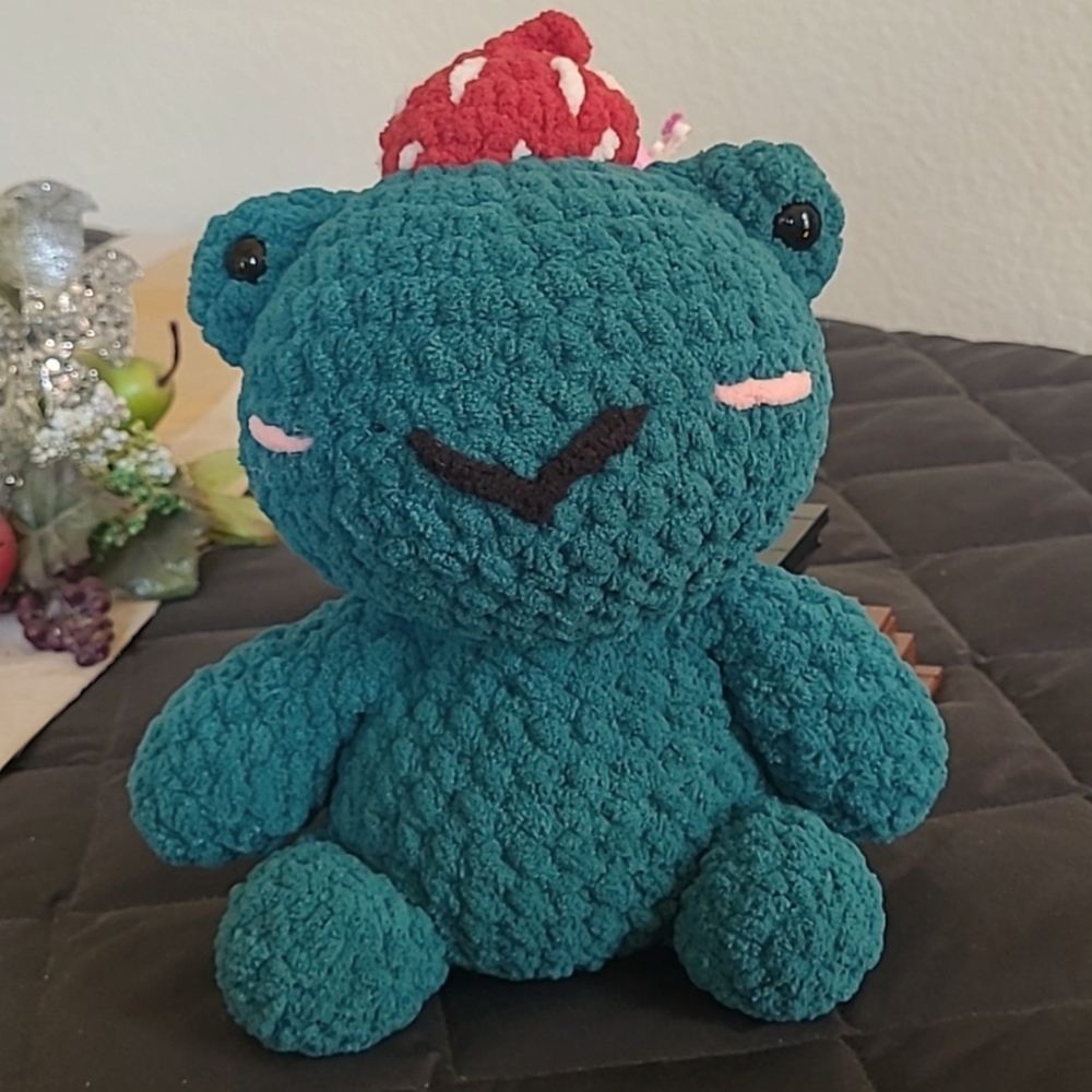 Crochet Frog with Mushroom Beret